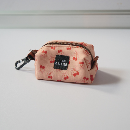 Dispensador de bolsas paseo perro Cerezas Mi tienda